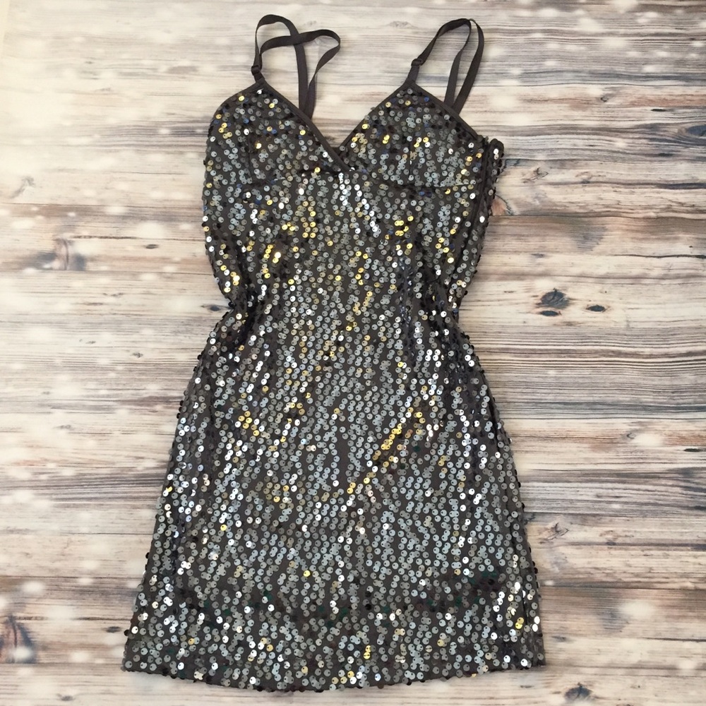 Forever 21 gray sequence dress